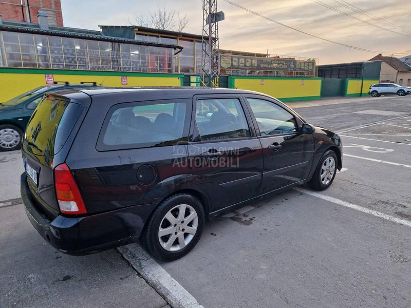 Ford Focus 1.6i