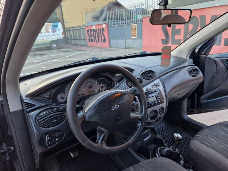 Ford Focus 1.6i