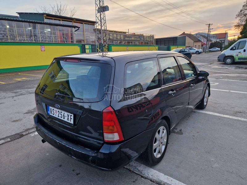 Ford Focus 1.6i