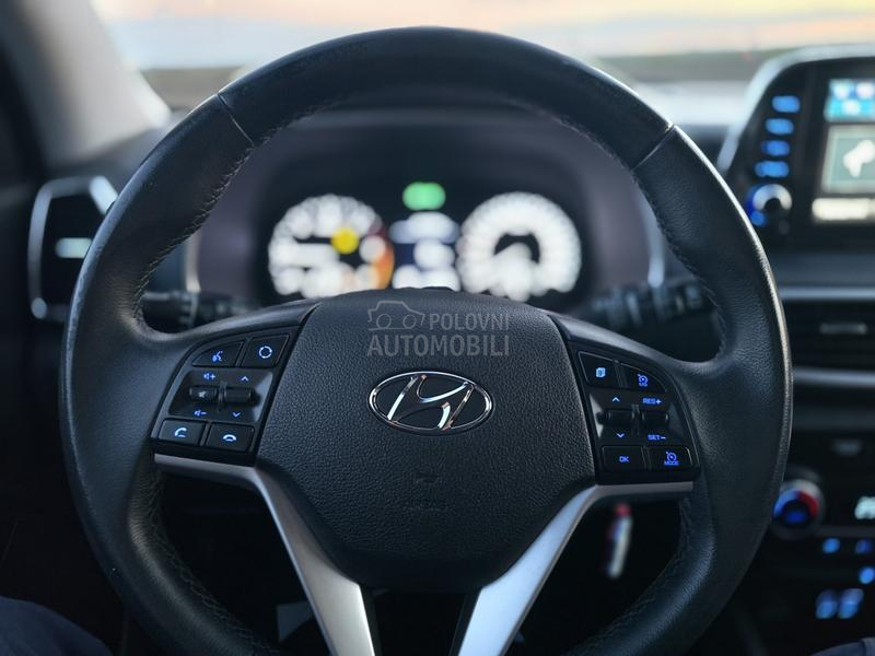 Hyundai Tucson MILD HYBRID,LED,NAV