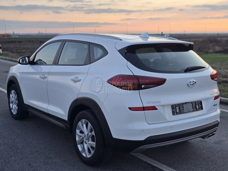 Hyundai Tucson MILD HYBRID,LED,NAV