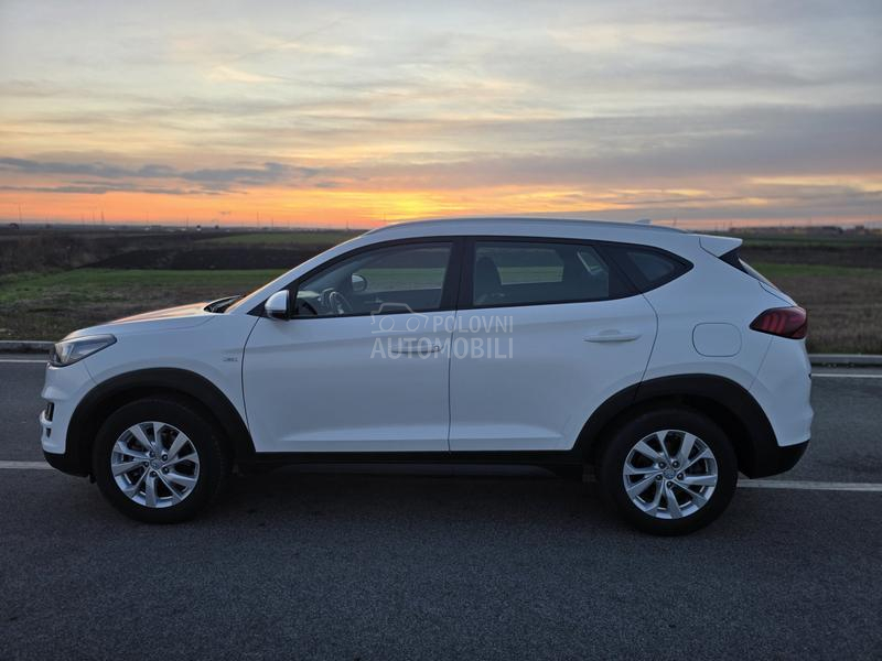 Hyundai Tucson MILD HYBRID,LED,NAV