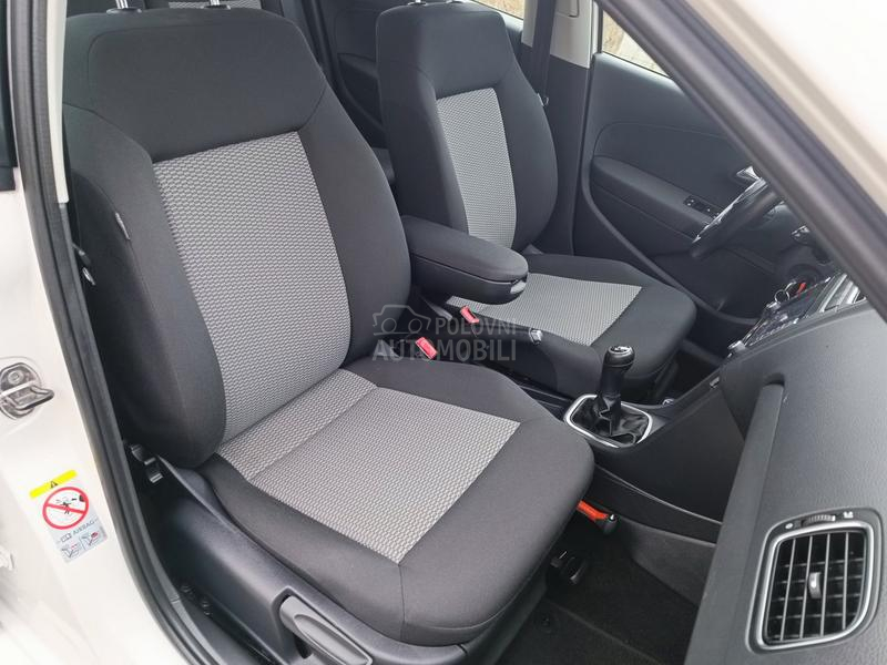 Volkswagen Polo 1.2TDI  2013 KAMERA