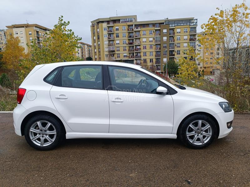 Volkswagen Polo 1.2TDI  2013 KAMERA