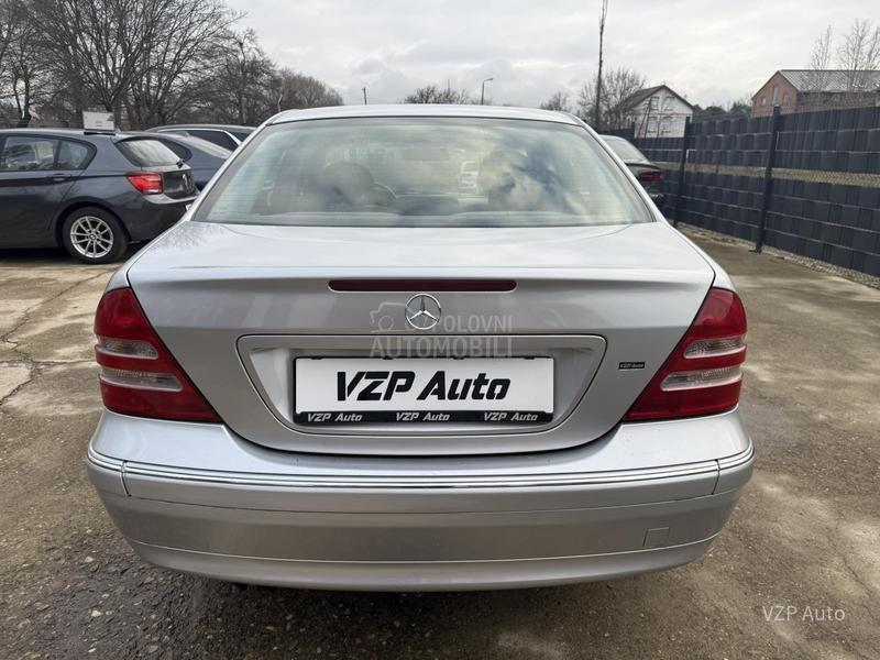 Mercedes Benz C 180 2.0 ELEGANCE