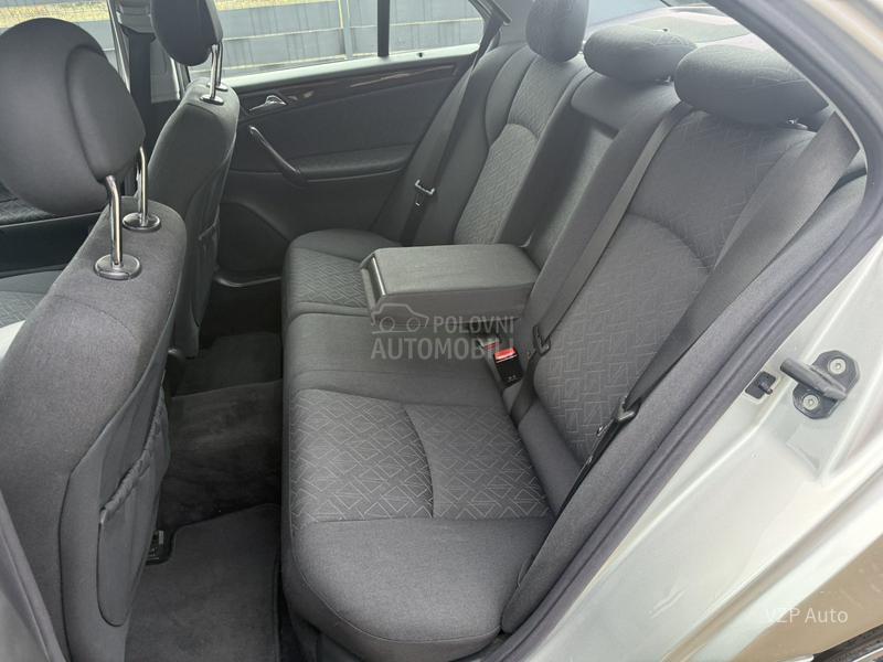 Mercedes Benz C 180 2.0 ELEGANCE