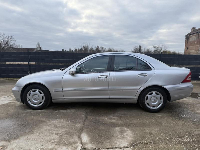 Mercedes Benz C 180 2.0 ELEGANCE