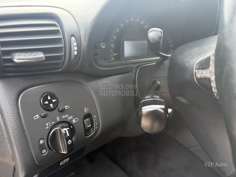 Mercedes Benz C 180 2.0 ELEGANCE