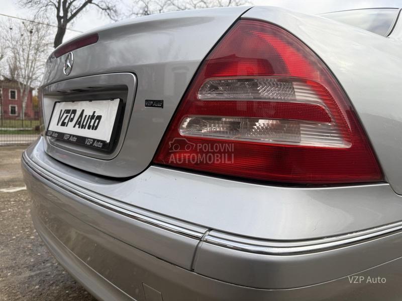 Mercedes Benz C 180 2.0 ELEGANCE