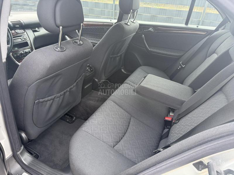 Mercedes Benz C 180 2.0 ELEGANCE