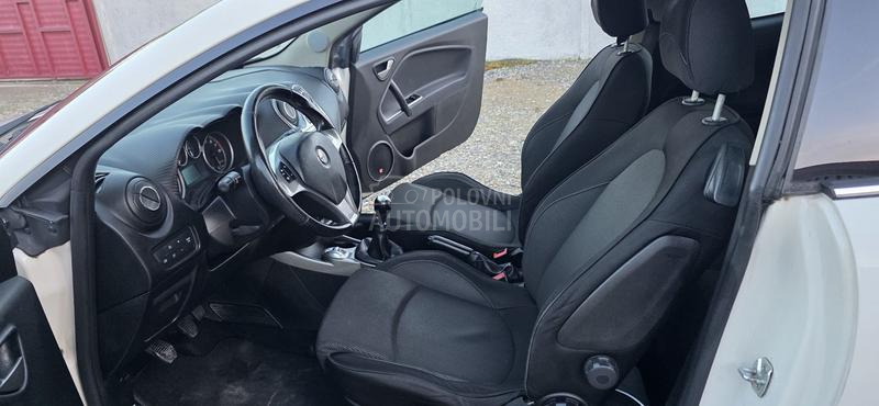 Alfa Romeo MiTo 1.4b t.o.p