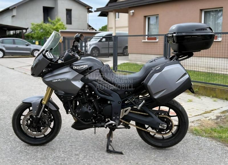 Triumph Tiger 1050