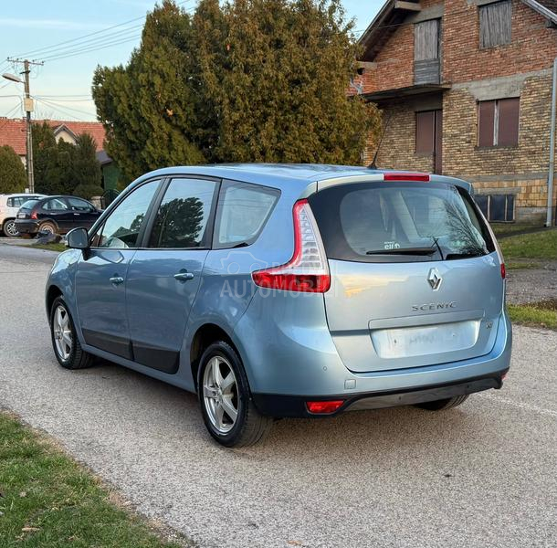 Renault Grand Scenic 1.5 DCI DYNAMIQUE