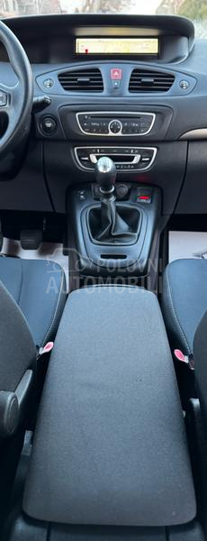 Renault Grand Scenic 1.5 DCI DYNAMIQUE