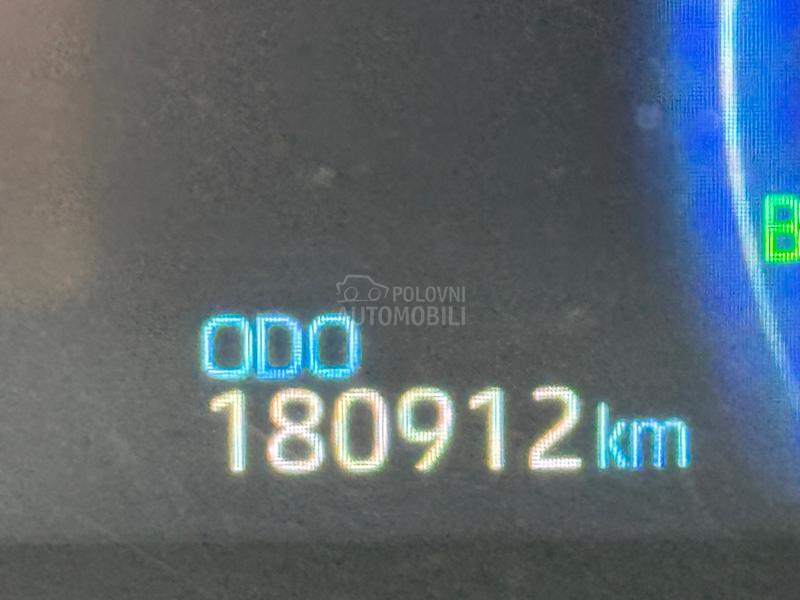 Toyota RAV 4 Hibrid Style