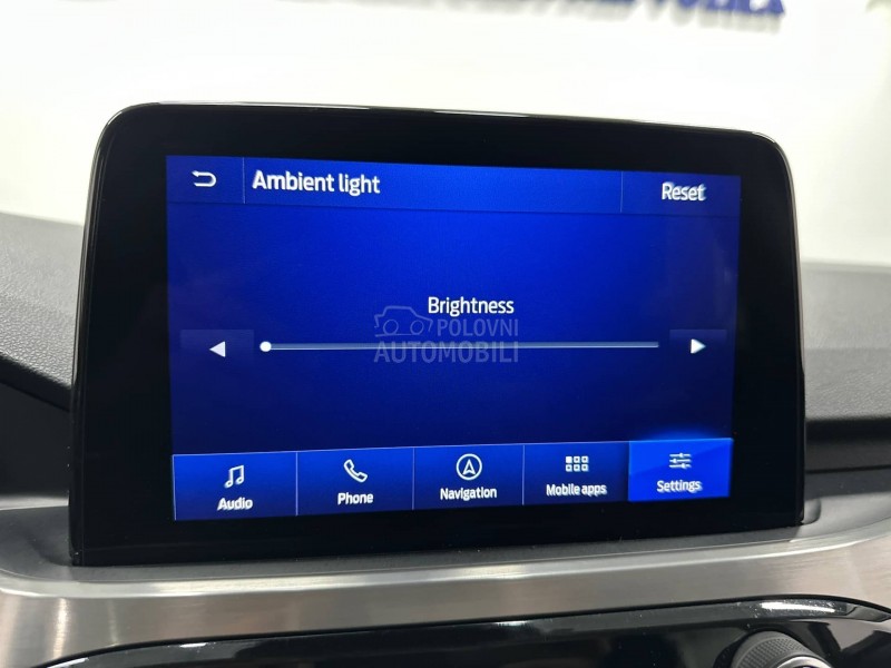 Ford Kuga 1.5 TDCI TITAN AUT