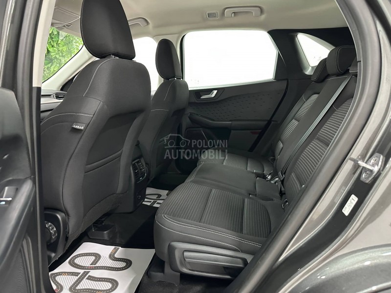 Ford Kuga 1.5 TDCI TITAN AUT