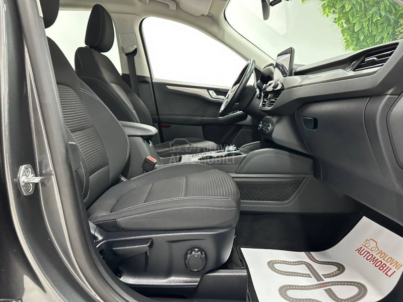 Ford Kuga 1.5 TDCI TITAN AUT