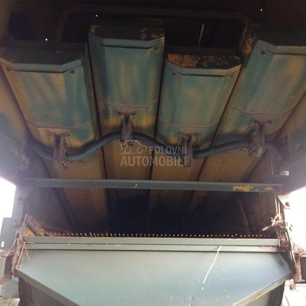 New Holland Clajson M89