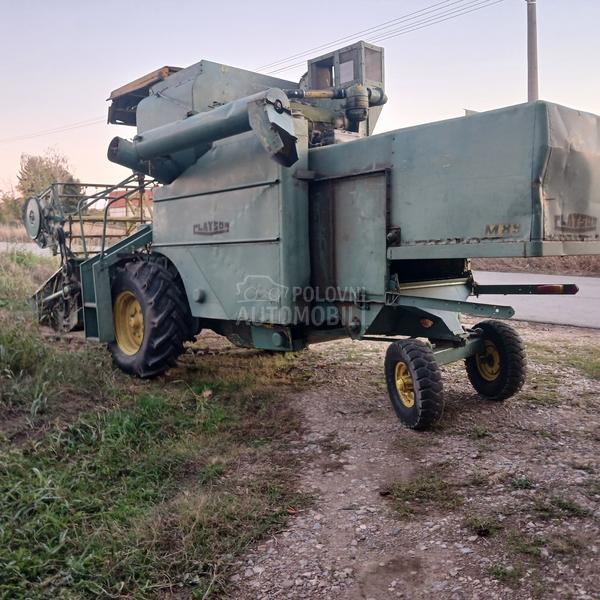 New Holland Clajson M89