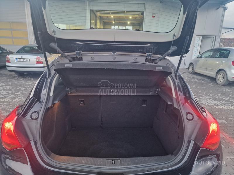Opel Astra J 1.7CDTI SVAJCARSKA
