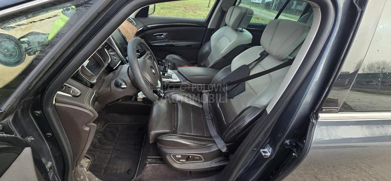 Renault Espace Initiale Paris