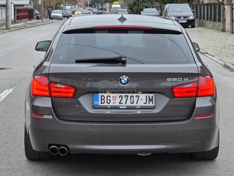 BMW 520 