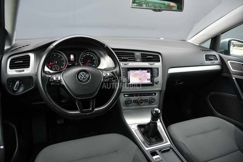 Volkswagen Golf 7 1.4TSI / R-line / CH