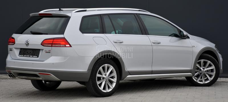 Volkswagen Golf 7 Alltrack 2.0 TDI / 4X4 / DSG