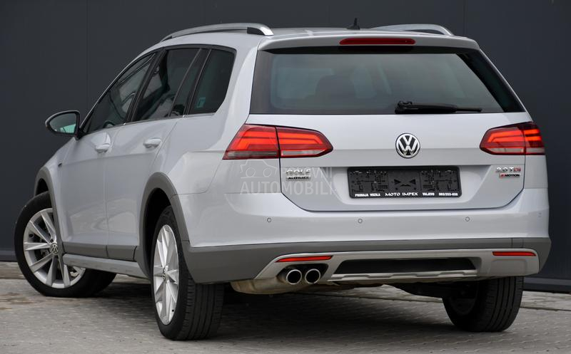 Volkswagen Golf 7 Alltrack 2.0 TDI / 4X4 / DSG