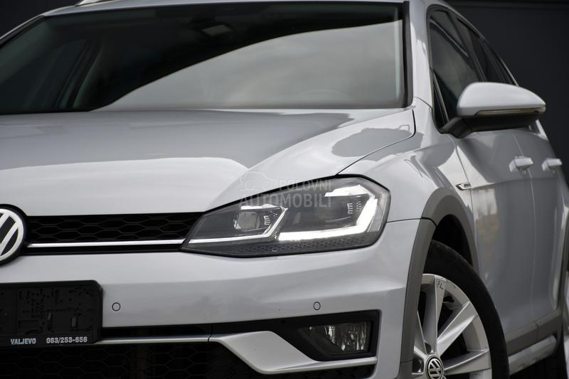 Volkswagen Golf 7 Alltrack 2.0 TDI / 4X4 / DSG