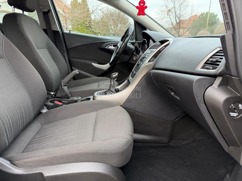 Opel Astra J 1.3CDTI ECOFLEX