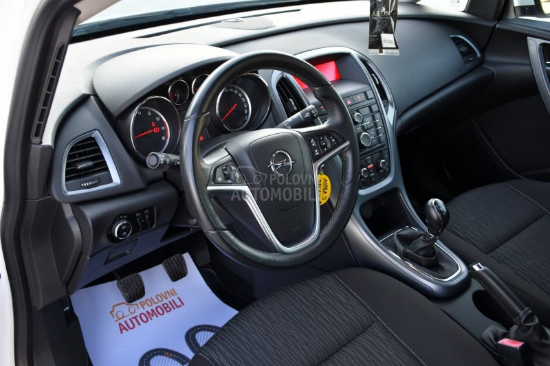 Opel Astra J 1.4 / PLIIN / N0VA