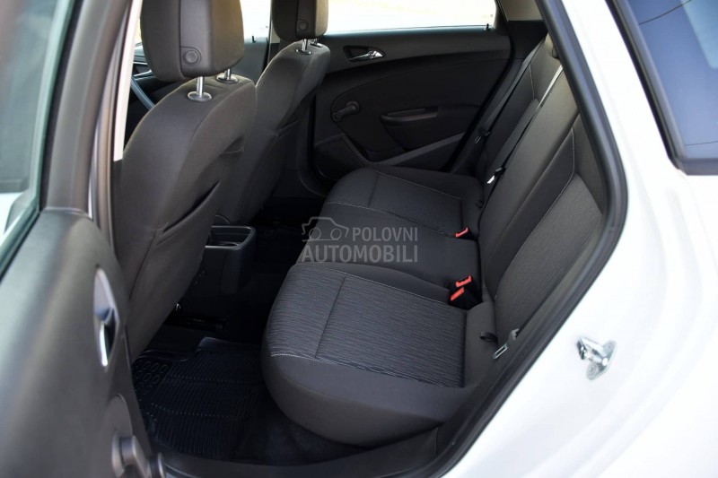 Opel Astra J 1.4 / PLIIN / N0VA