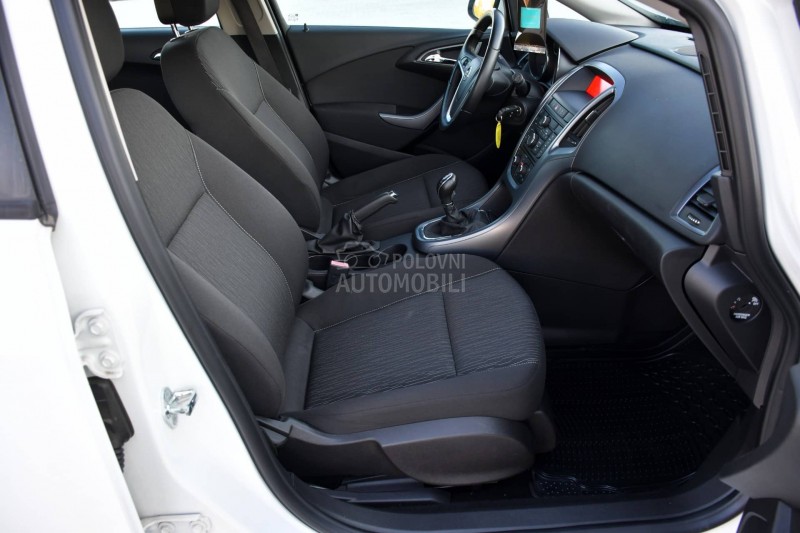 Opel Astra J 1.4 / PLIIN / N0VA