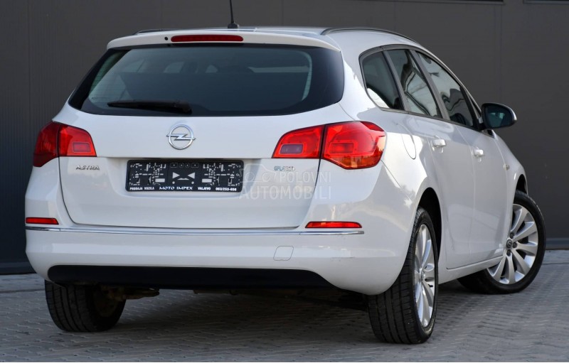 Opel Astra J 1.4 / PLIIN / N0VA