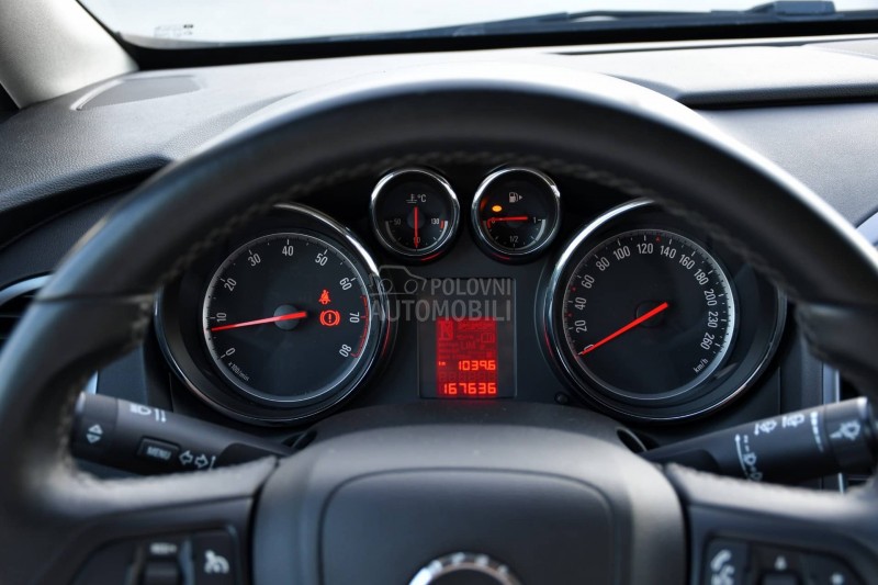 Opel Astra J 1.4 / PLIIN / N0VA