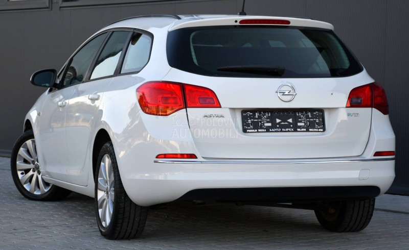 Opel Astra J 1.4 / PLIIN / N0VA