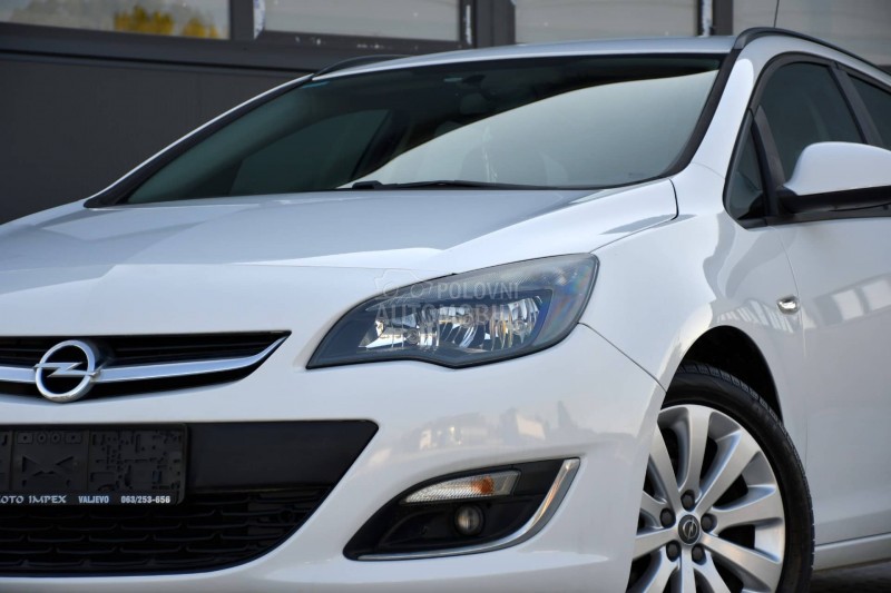 Opel Astra J 1.4 / PLIIN / N0VA