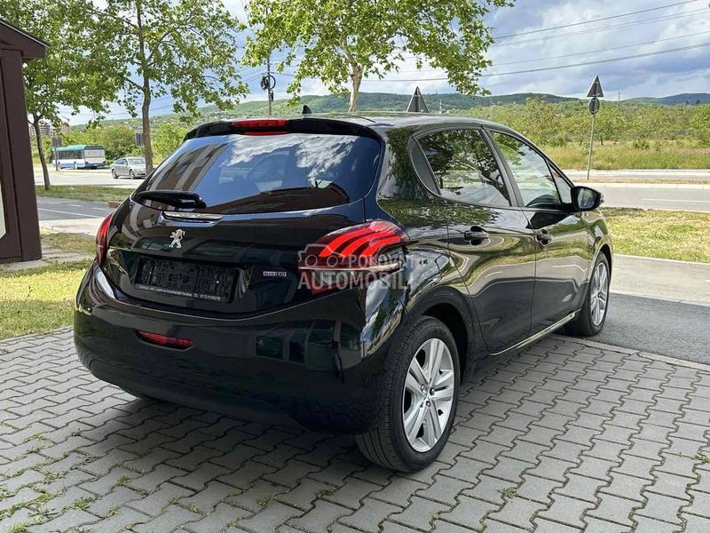Peugeot 208 1.6 ALLURE CH