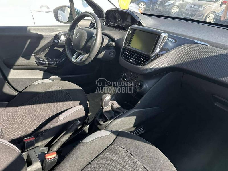 Peugeot 208 1.6 ALLURE CH