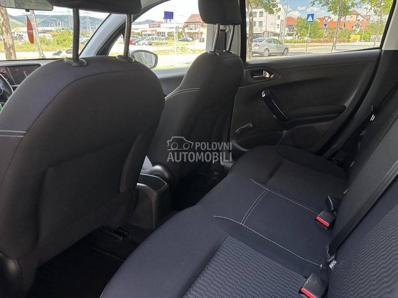 Peugeot 208 1.6 ALLURE CH
