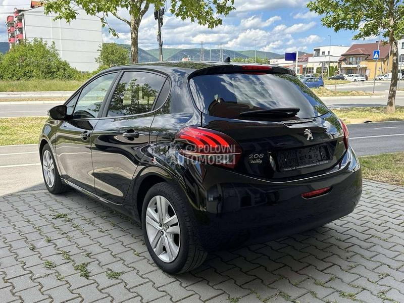 Peugeot 208 1.6 ALLURE CH