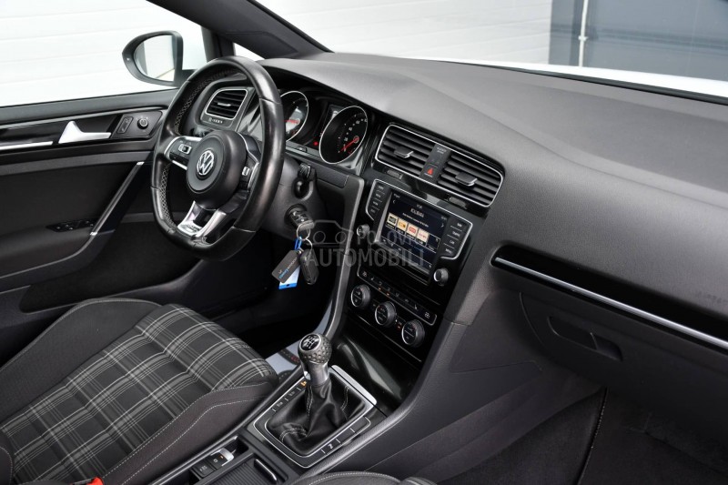 Volkswagen Golf 7 GTD 2.0TDI/FUL/T0P