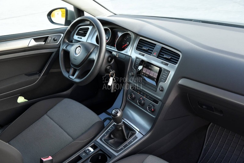 Volkswagen Golf 7 1.2 TSI / COMFORT