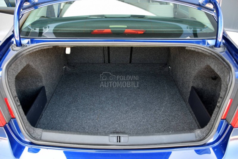 Volkswagen Passat B6 2.0TDI/COMFORT/REG