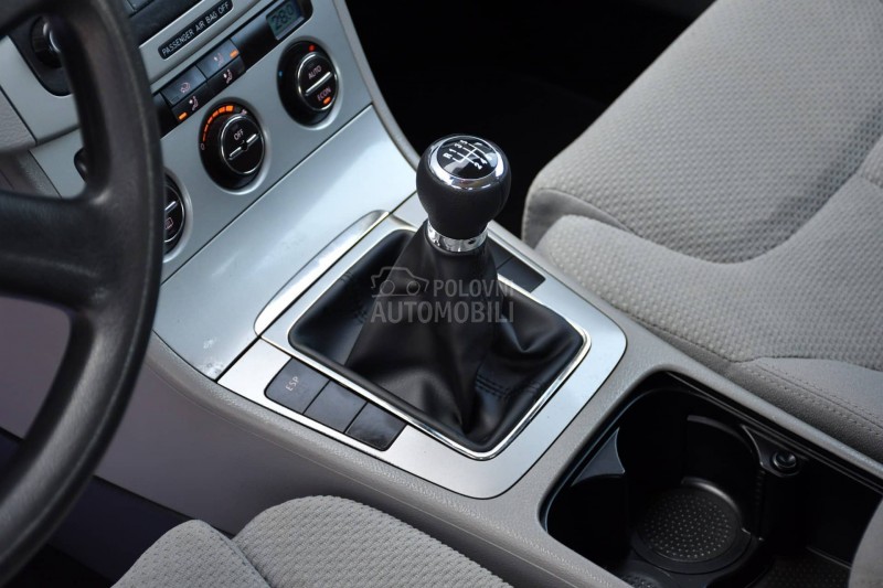 Volkswagen Passat B6 2.0TDI/COMFORT/REG