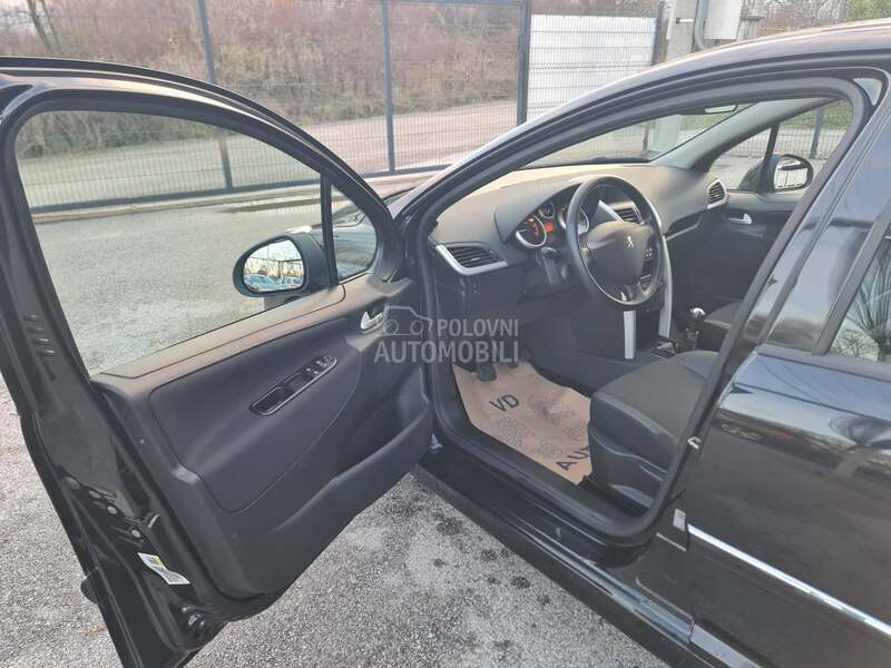 Peugeot 207 PLUS 1.4HDI