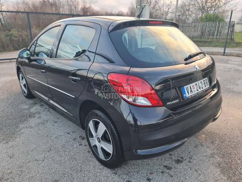 Peugeot 207 PLUS 1.4HDI