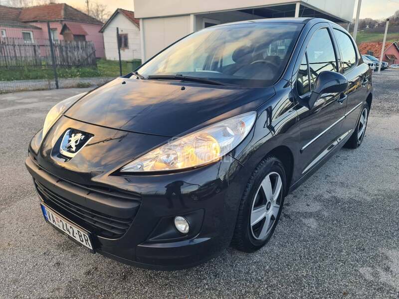 Peugeot 207 PLUS 1.4HDI